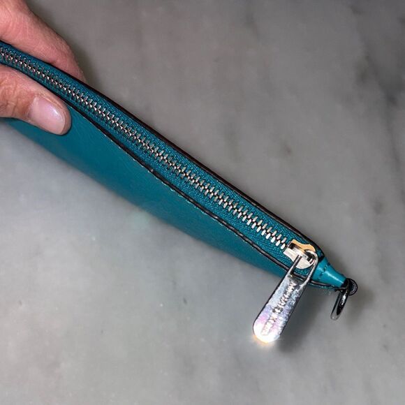 Michael Kors Bag Wristlet Purse Aqua Pebbled Leather Clutch - Picture 12 of 15
